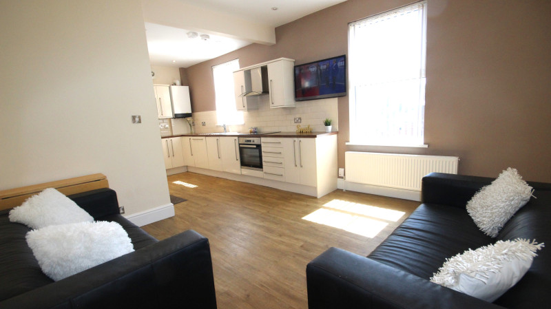 Lounge/Kitchen at 22 Khartoum Road
